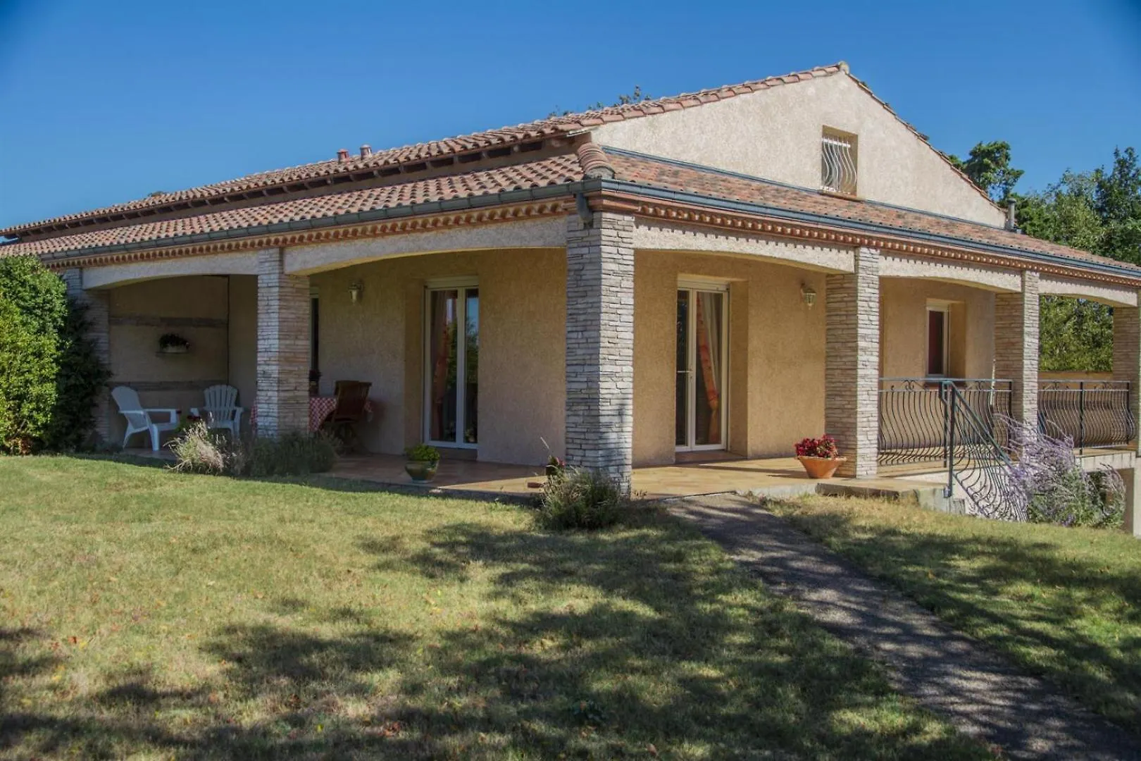 L'Hermitage Ambres 0*,